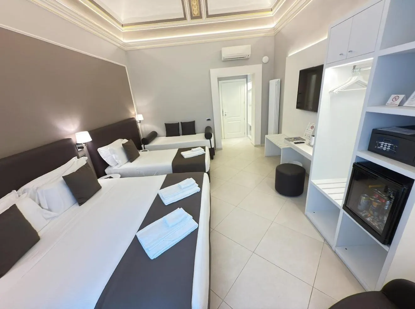 Etnea Style Catania Luxury Rooms Πανσιόν
