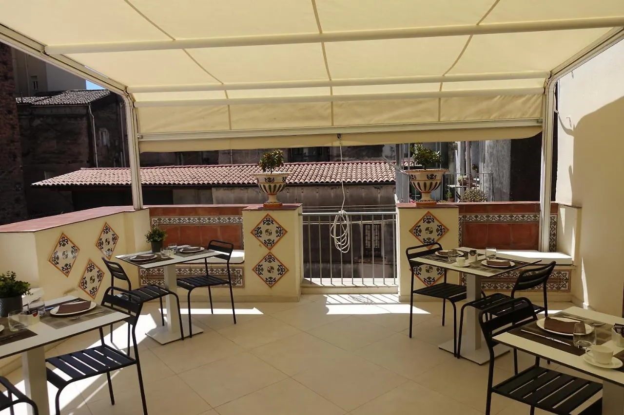 Etnea Style Catania Luxury Rooms 3*,